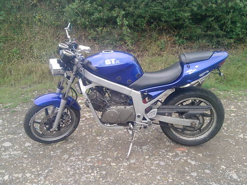 Click here to see details on this Hyosung, GT125R, 125cc